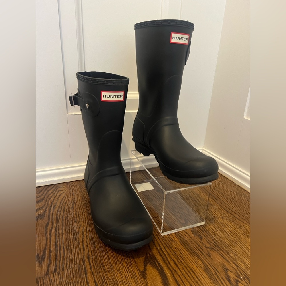 Women’s Hunter boot - original short, size 9